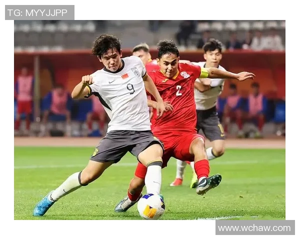 中国足球队备战亚洲杯 热身赛大胜对手信心倍增