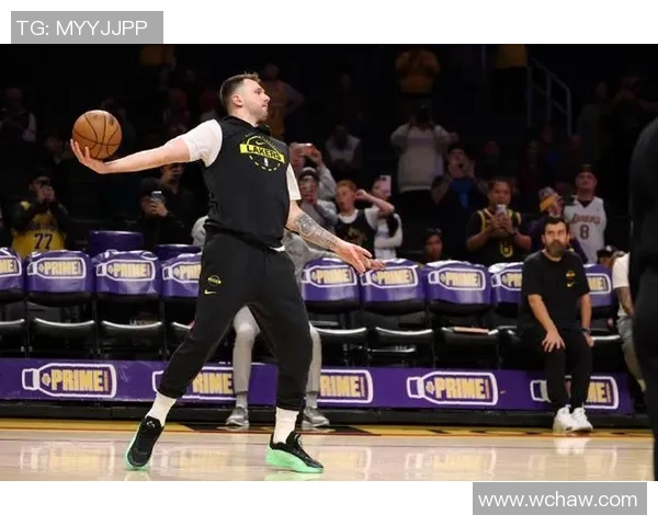 灰熊迎战湖人焦点之夜强强对决谁能主宰赛场胜负悬念引爆全场