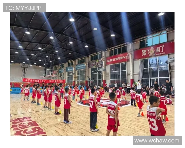 篮球点燃青春激情展现团队力量谱写拼搏与梦想的辉煌篇章