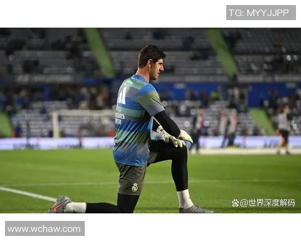 蒂博库尔图瓦荣耀回归守护皇马球门再现世界第一门将风采