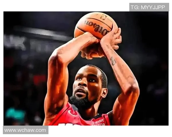 迈阿密热火激战对手全场高能鏖战展现球队强大韧性与夺冠雄心