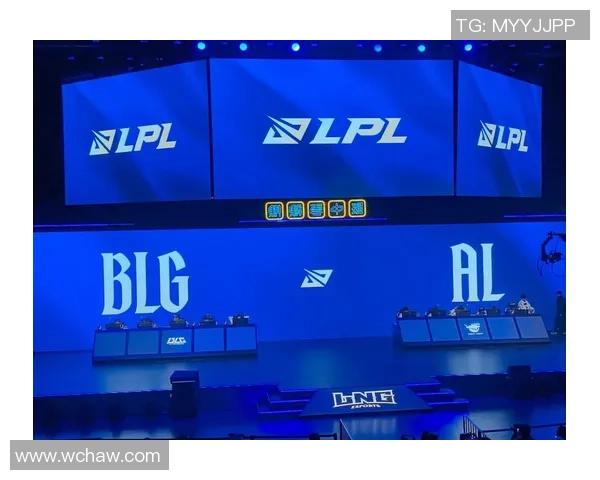 BLG与JDG激战正酣谁能在LPL赛季中脱颖而出夺冠荣耀